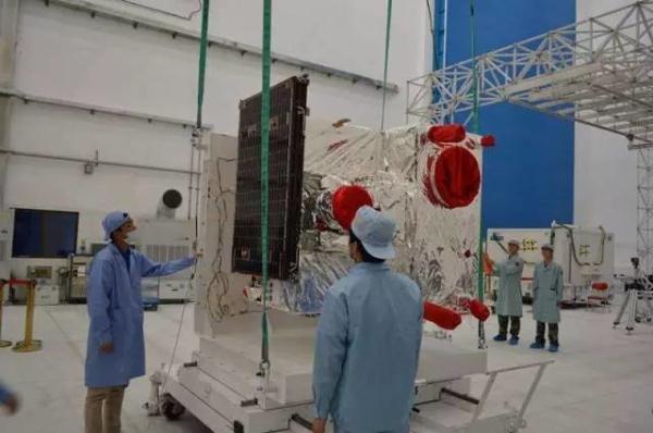 防窃听防密码被盗，星际旅行也不是梦，全靠它！一图看懂“量子宝宝”